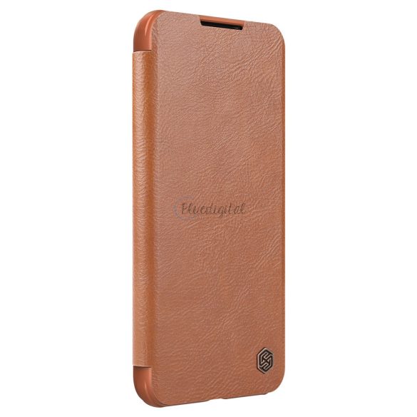 Nillkin Qin Leather Pro tok Samsung Galaxy S22 + (S22 Plus) Kameravédő telefontok Flip tok barna