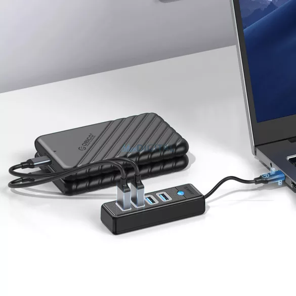 Orico PWC2U-C3 USB-C hub / 2x USB-A 3.0 + 1x USB-C 3.0 - Fekete