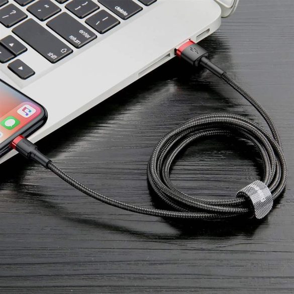 Baseus Cafule Kábel tartós nylon fonott USB / Lightning QC3.0 2.4a 0,5M fekete-piros (CALKLF-A19)