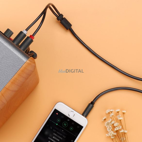 Ugreen audio kábel 3,5 mm-es mini jack (apa) - 2RCA (apa) 1,5 m (AV102)