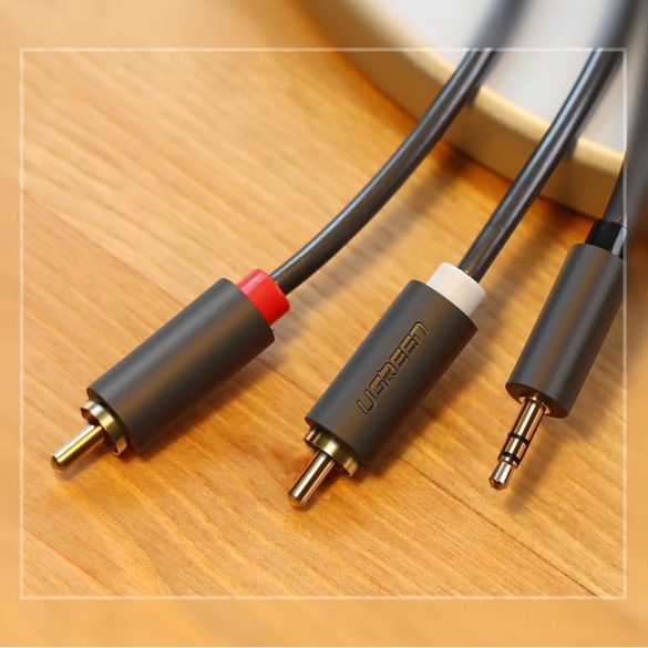 Ugreen AV102 audio kábel 3.5mm jack (apa) / 2RCA (apa) 5m - szürke