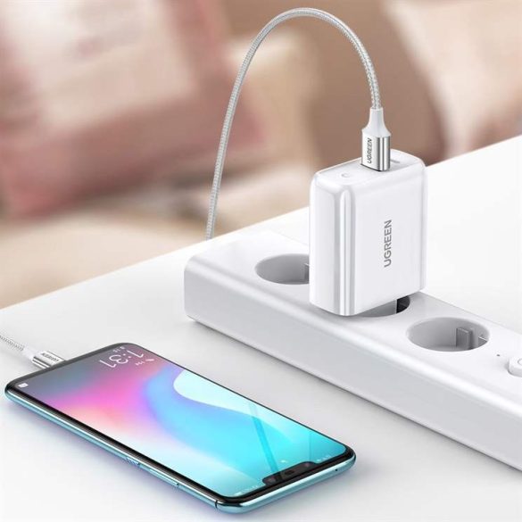 Ugreen fali töltő USB Type-c / USB 36 W Quick Charge 4.0 teljesítményleadás fehér (60468 CD170)