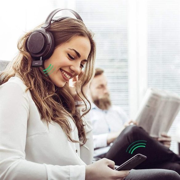 Ugreen Bluetooth audio vevő AUX mini jack az autó fekete (70303)