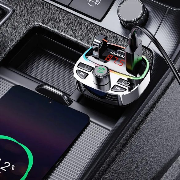 Dudao R2PRO+ 2-az-1-ben autós töltő és FM transzmitter 2xUSB-A és 1xUSB-C csatlakozással 25W PD - fekete-ezüst színű