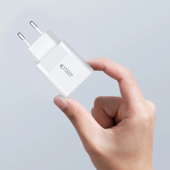 Tech-Protect C20W hálózati töltő 2xUSB-C csatlakozással PD 20W - fekete