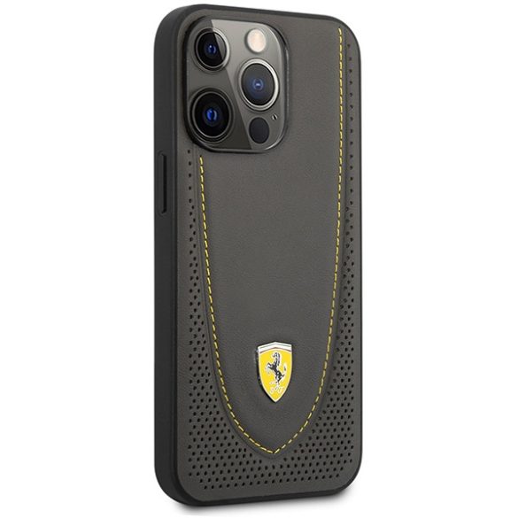 Ferrari FEHCP13LRGOG iPhone 13 Pro / 13 6.1" fekete keménytok bőr ívelt vonalú