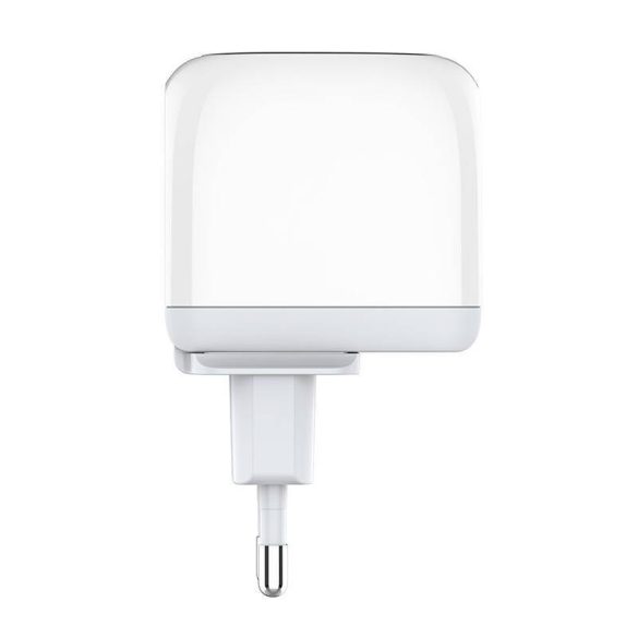 LDNIO A2522C hálózati töltő 1xUSB-A és 1xUSB-C csatlakozóval és USB-A - Lightning kábellel max. 30W fehér