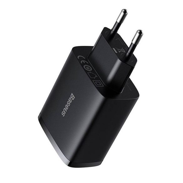 Baseus kompakt gyorstöltő, 3x USB, 17W (Fekete)