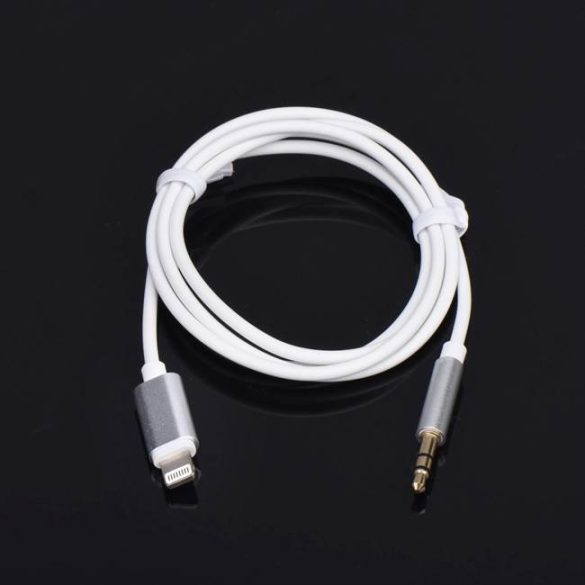 HF Adapter / audio iPhone Lightning 8-pin + Jack 3,5mm fehér kábelt (apa)