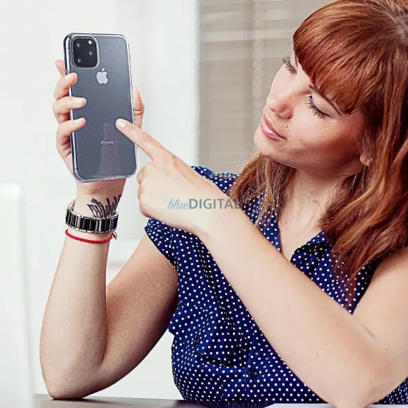 ULTRA SLIM 0,5 mm-es ULTRA SLIM HÁTTERÜLET a Honor 400 SMART-hoz átlátszó