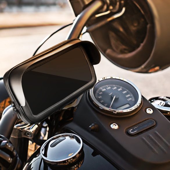 Univerzális kerékpárra/motorkerékpárra szerelhető, por- és cseppálló telefontartó 5,5-6,3", méretű készülékekhez - fekete