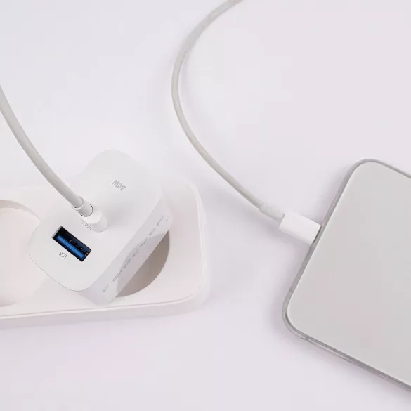 Forever TC-07-30AC hálózati töltő 1xUSB-A és 1xUSB-C csatlakozással PD QC 30W - fehér