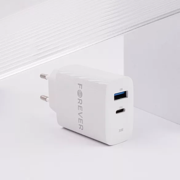 Forever TC-07-30AC hálózati töltő 1xUSB-A és 1xUSB-C csatlakozással PD QC 30W - fehér