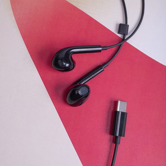 Maxlife MXEP-04 vezetékes fülhallgató USB-C - fekete