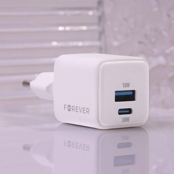 Forever TC-08-30AC hálózati töltő 1xUSB-A és 1xUSB-C csatlakozással GaN PD QC 30W - fehér
