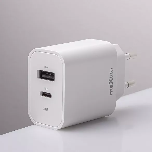 Maxlife MXTC-06-30AC hálózati töltő 1xUSB-A és 1xUSB-C csatlakozással + USB-C - USB-C kábel PD QC 30W - fehér