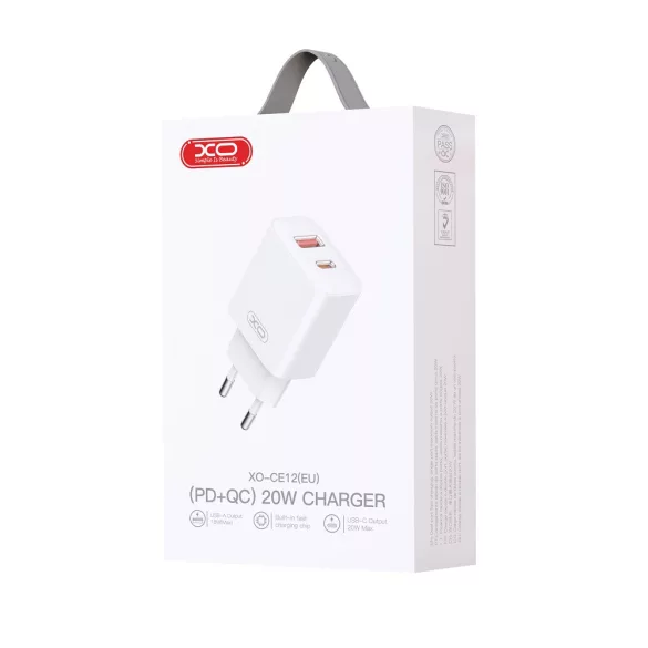 XO CE12 hálózati töltő 1xUSB-A és 1xUSB-C csatlakozással PD QC3.0 20W - fehér