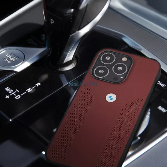 Apple iPhone 13 Pro BMW Bőr Hátlap - Bordó