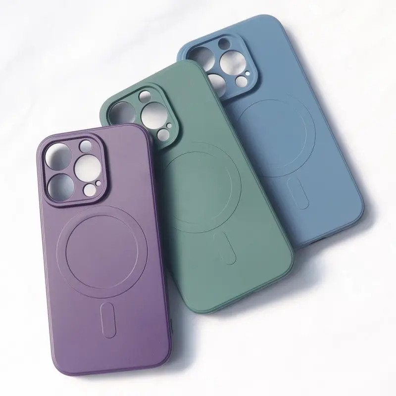 Silicone MagSafe-kompatibilis tok iPhone 15 Pro - szürke Silicone MagSafe-kompatibilis tok iPhone 15 Pro - szürke