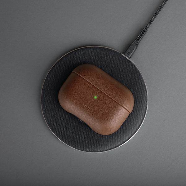 UNIQ Tok Terra AirPods Pro valódi bőr oliva tok UNIQ Tok Terra AirPods Pro valódi bőr oliva tok