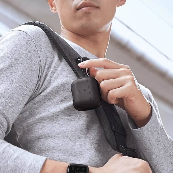 UNIQ Tok Valencia AirPods Pro fekete antimikrobiális UNIQ Tok Valencia AirPods Pro fekete antimikrobiális
