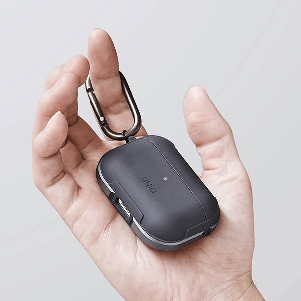 UNIQ Tok Valencia AirPods Pro fekete antimikrobiális UNIQ Tok Valencia AirPods Pro fekete antimikrobiális